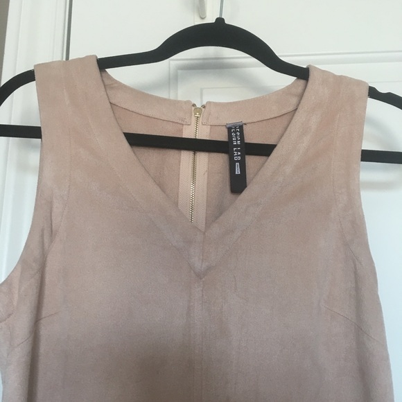 Dress with gold accent zip. - Picture 3 of 5